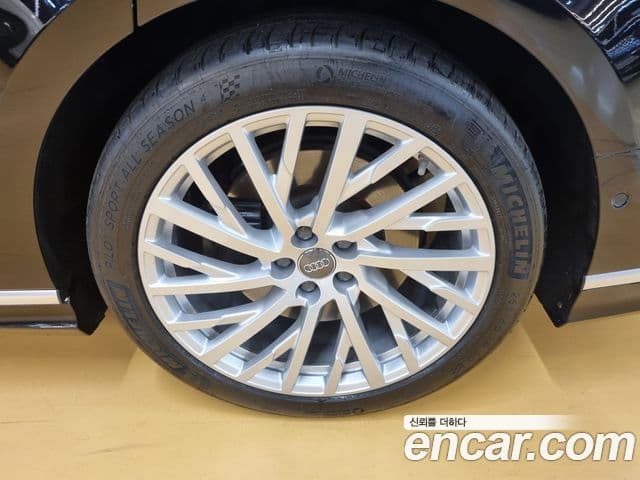 Audi A8 2019 — Şəkil 20/20