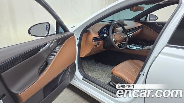 Genesis G80 2022 — Photo 14/20