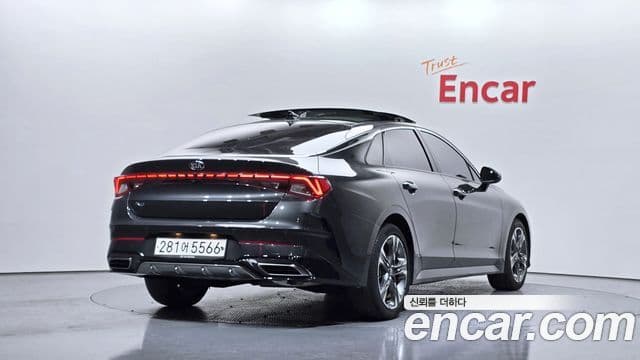 Kia K5 2021 — Şəkil 2/20