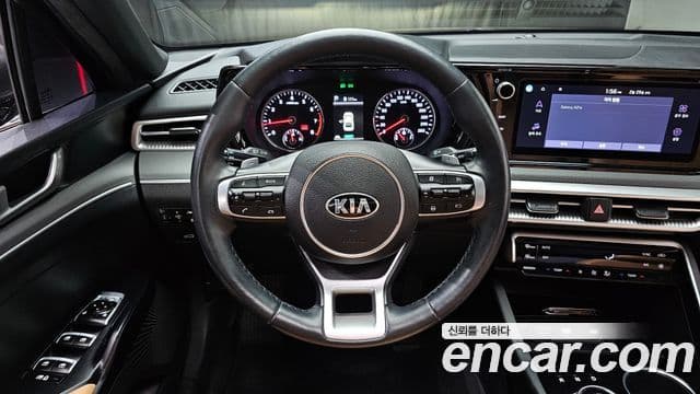 Kia K5 2021 — Şəkil 13/20