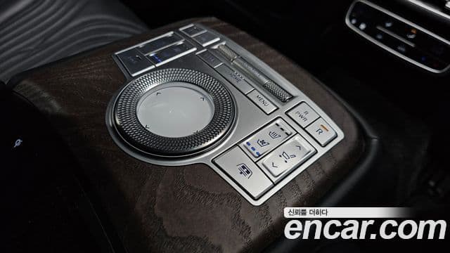 Genesis Electrified G80 2021 — Şəkil 19/20