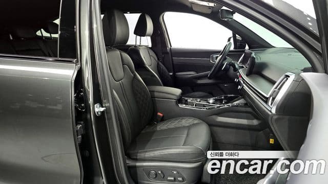 Kia Sorento 2023 — Şəkil 8/20