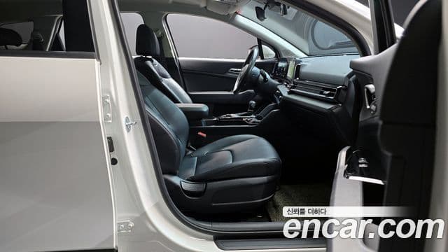 Kia Sportage 2023 — Şəkil 10/20