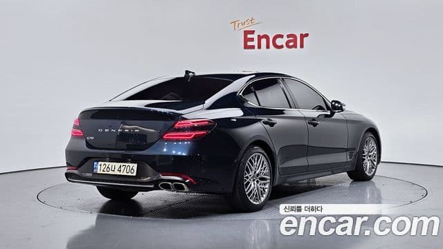 Genesis G70 2021 — ფოტო 2/20