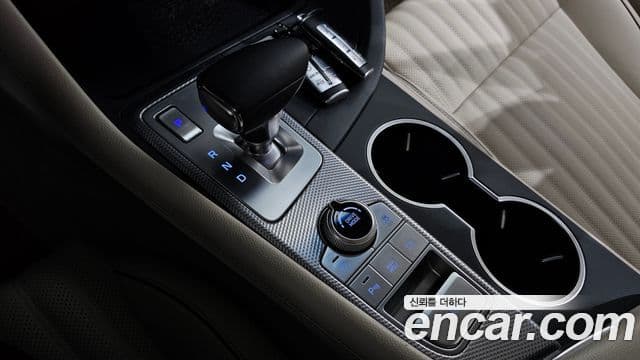 Genesis G70 2021 — Şəkil 9/20