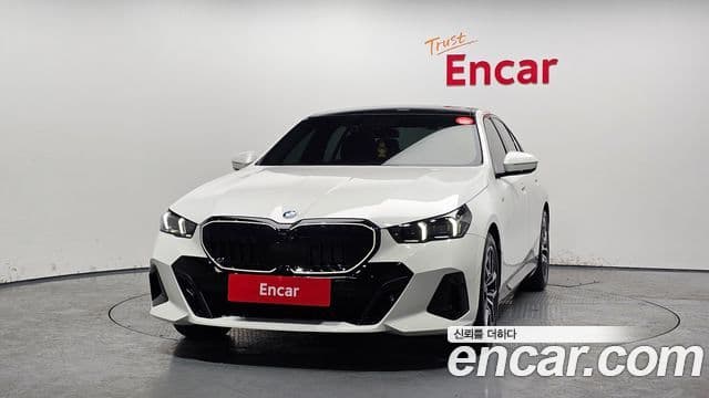 BMW 5 Series 2024 — ფოტო 3/20