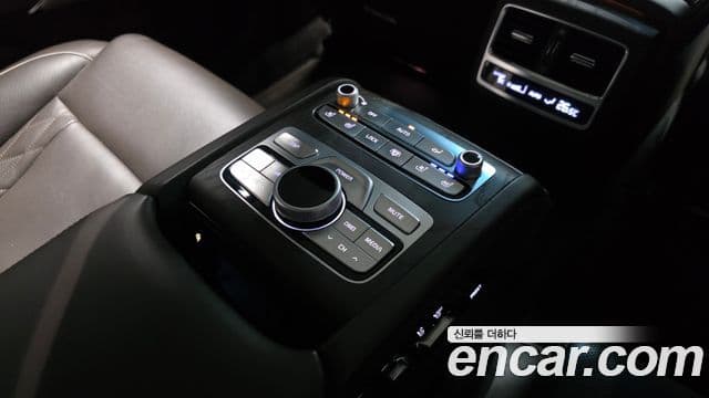 Kia The K9 2018 — Şəkil 19/20
