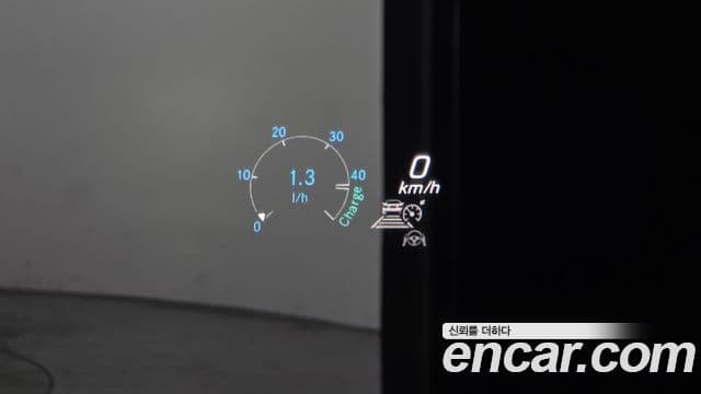 Mercedes-Benz E-Class 2022 — ფოტო 15/20