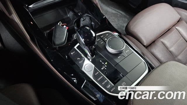 BMW X4 2022 — Şəkil 9/20