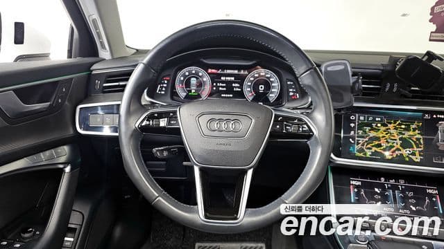 Audi A6 2019 — ფოტო 13/20