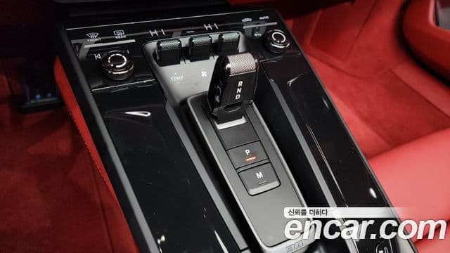 Porsche 911 2025 — Şəkil 9/20