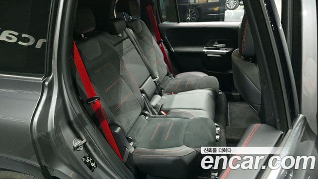 Mercedes-Benz GLB-Class 2022 — ფოტო 12/20