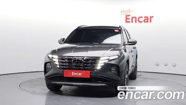 Hyundai Tucson Hybrid 2023 — Photo 19/20
