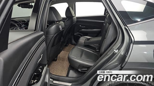 Hyundai Tucson Hybrid 2023 — Photo 7/20