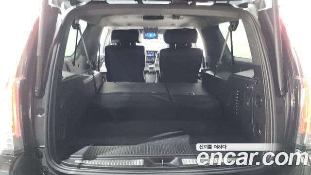 Cadillac Escalade 2018 — Фото 20/20