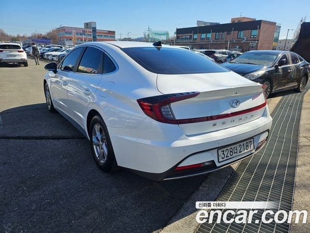 Hyundai Sonata 2023 — Фото 3/20