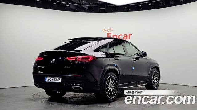 Mercedes-Benz GLE-Class 2022 — Şəkil 15/20