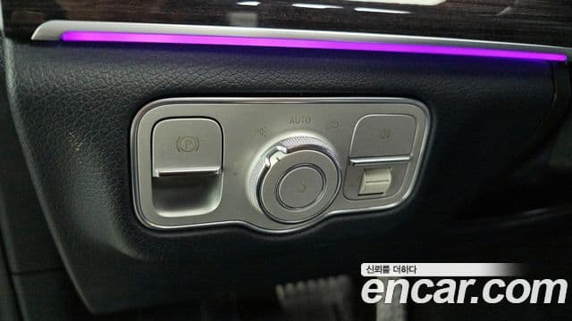 Mercedes-Benz GLE-Class 2022 — Şəkil 10/20