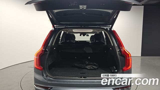 Volvo XC90 2018 — ფოტო 20/20