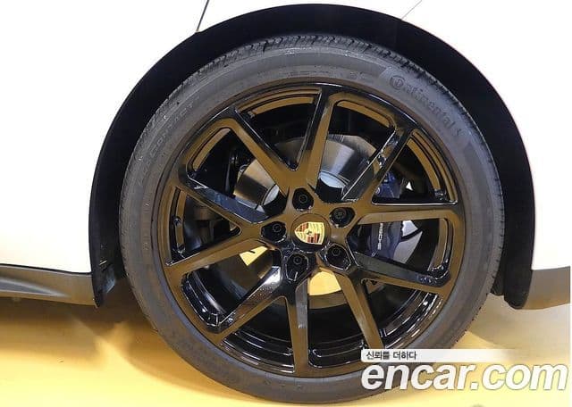 Porsche Panamera 2025 — Photo 1/20