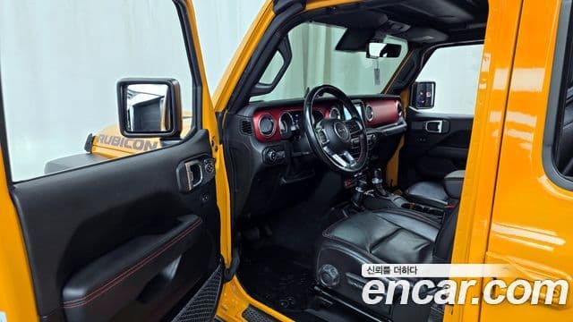 Jeep Wrangler 2021 — фото 10 из 20