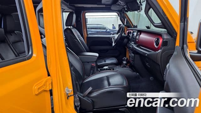Jeep Wrangler 2021 — ფოტო 11/20