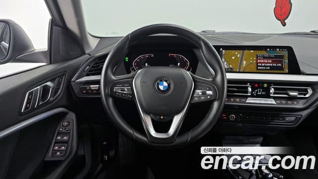 BMW 2 Series Gran Coupe 2022 — Фото 13/20