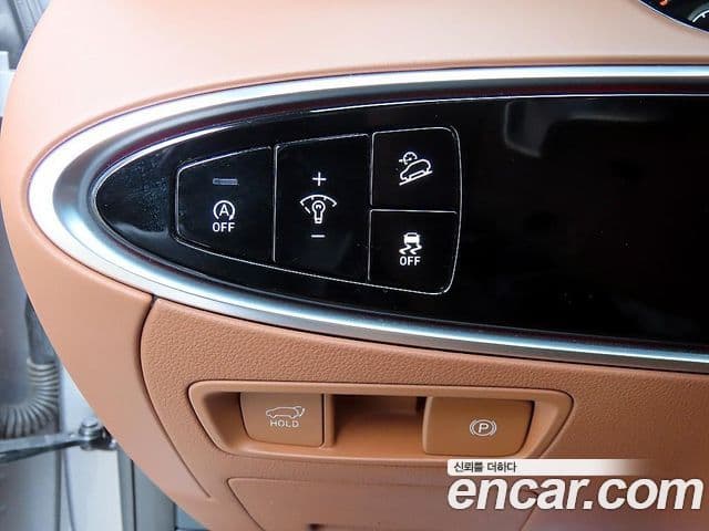 Genesis GV70 2022 — ფოტო 12/20