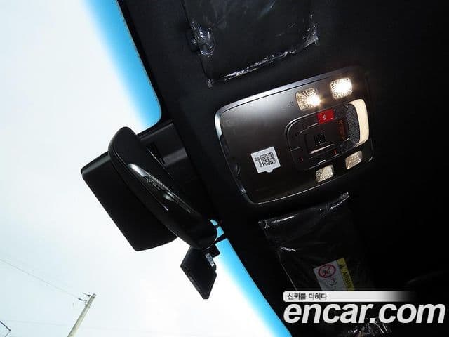 Genesis GV70 2022 — ფოტო 16/20