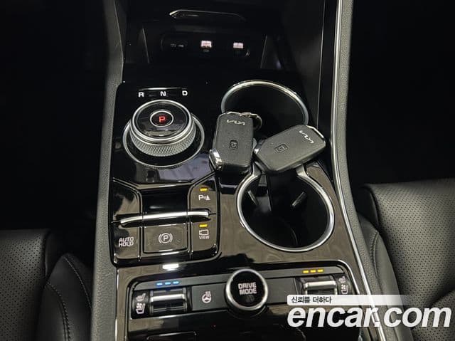 Kia K5 2023 — ფოტო 12/20