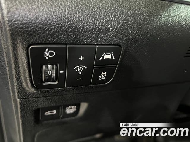 Kia K5 2023 — ფოტო 14/20