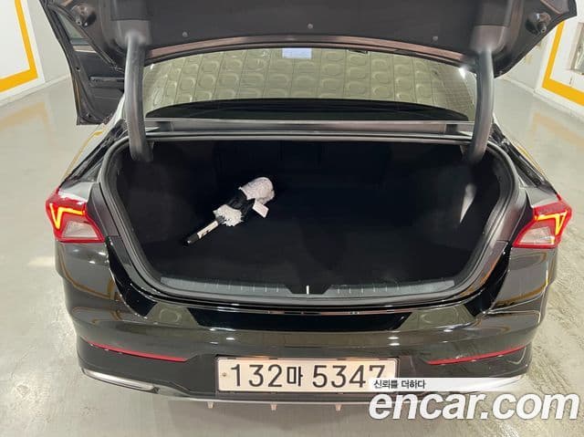 Kia K5 2023 — ფოტო 20/20