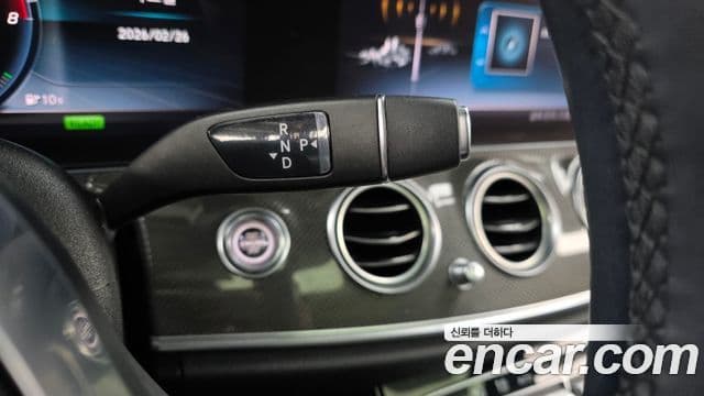 Mercedes-Benz E-Class 2019 — Şəkil 9/20