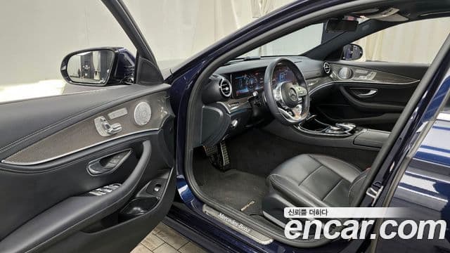 Mercedes-Benz E-Class 2019 — Şəkil 10/20