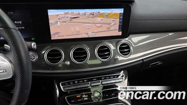 Mercedes-Benz E-Class 2019 — Şəkil 14/20