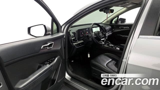 Kia Sportage 2023 — Şəkil 10/20