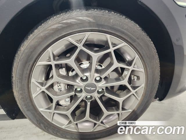 Genesis G80 2023 — Şəkil 11/20