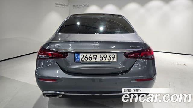 Mercedes-Benz E-Class 2021 — Şəkil 6/20