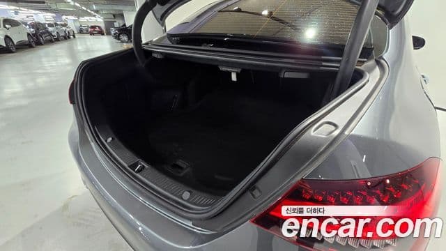 Mercedes-Benz E-Class 2021 — Şəkil 9/20