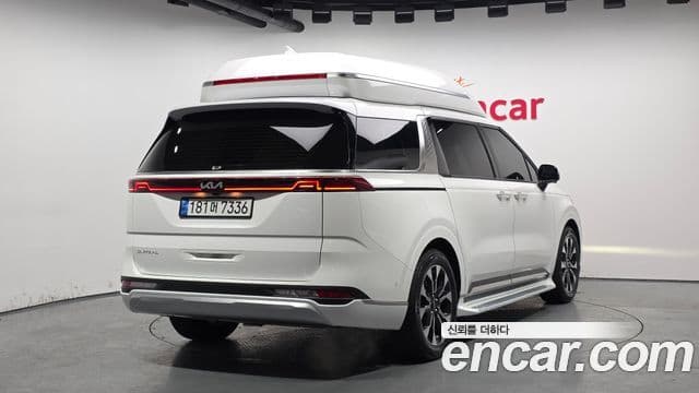 Kia Carnival 2022 — Фото 2/20