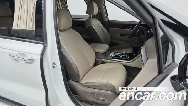 Kia Carnival 2022 — Фото 10/20