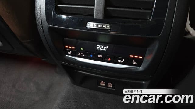 BMW X3 2022 — ფოტო 18/20