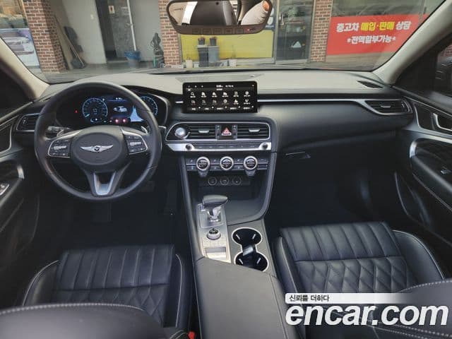 Genesis G70 2020 — ფოტო 8/20