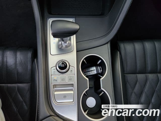 Genesis G70 2020 — ფოტო 20/20