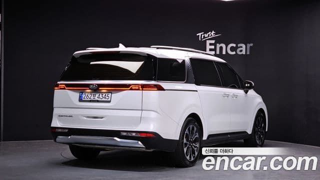 Kia Carnival 2020 — Фото 2/20