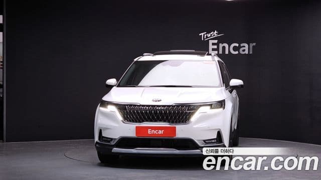 Kia Carnival 2020 — Фото 3/20