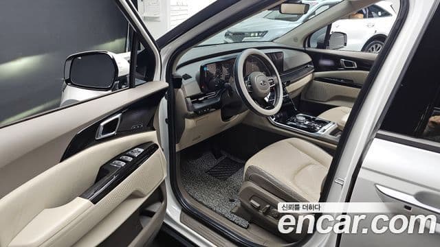 Kia Carnival 2020 — Фото 10/20