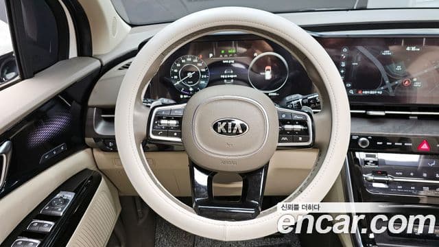 Kia Carnival 2020 — Фото 13/20