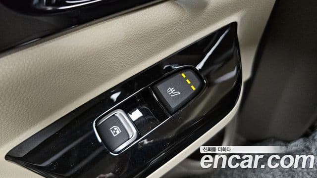 Kia Carnival 2020 — Фото 17/20