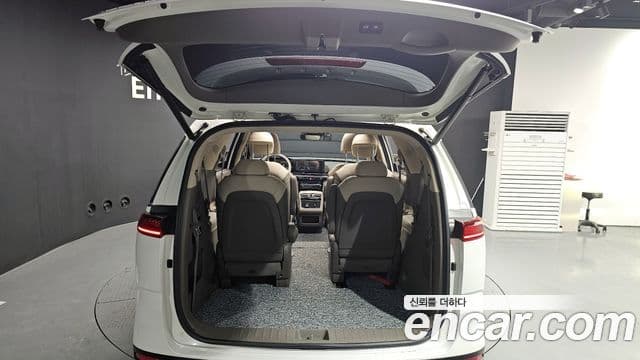 Kia Carnival 2020 — Фото 20/20